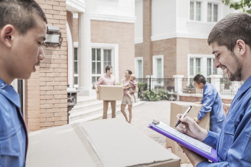 Removal van service for homes in Barnescray