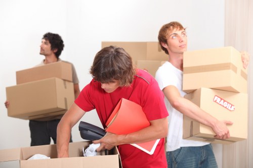 Removal truck hire preparation and loading for a local relocation