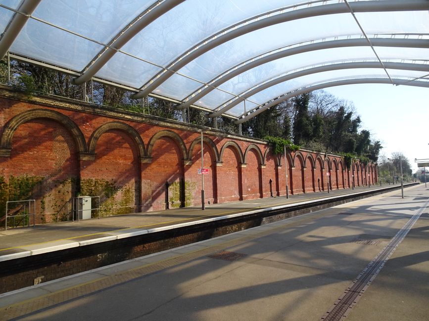 https://manwithvanbarnescray.co.uk/blog/barnes-cray-removals-crayford-station-insider-tips/